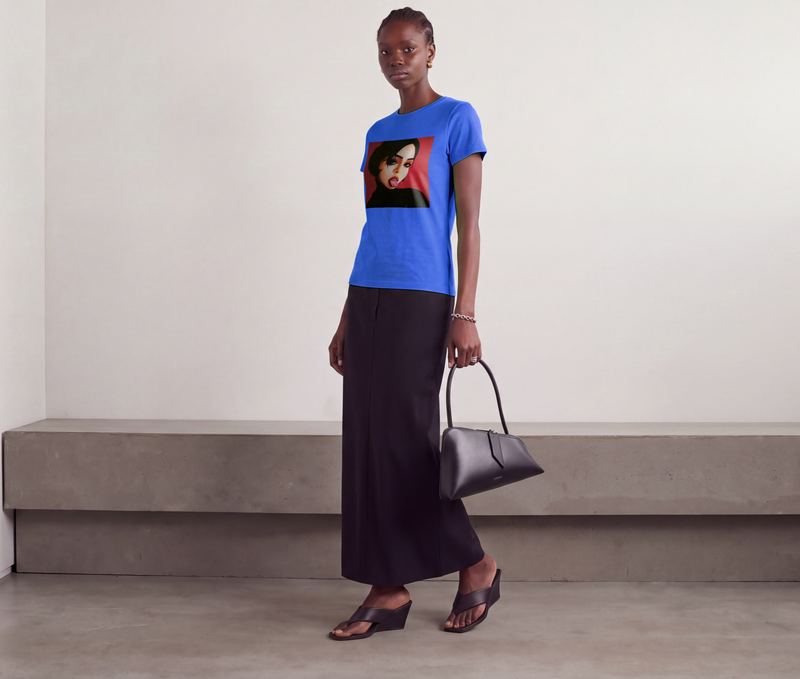 Blue printed t-shirt, three-quarter view