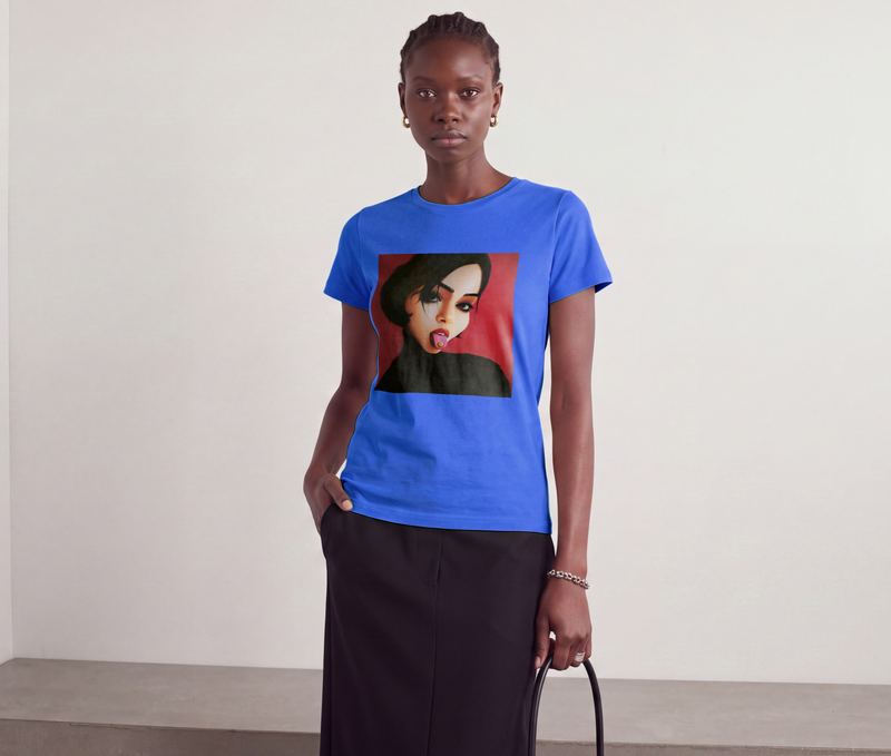 Blue printed t-shirt, print close-up